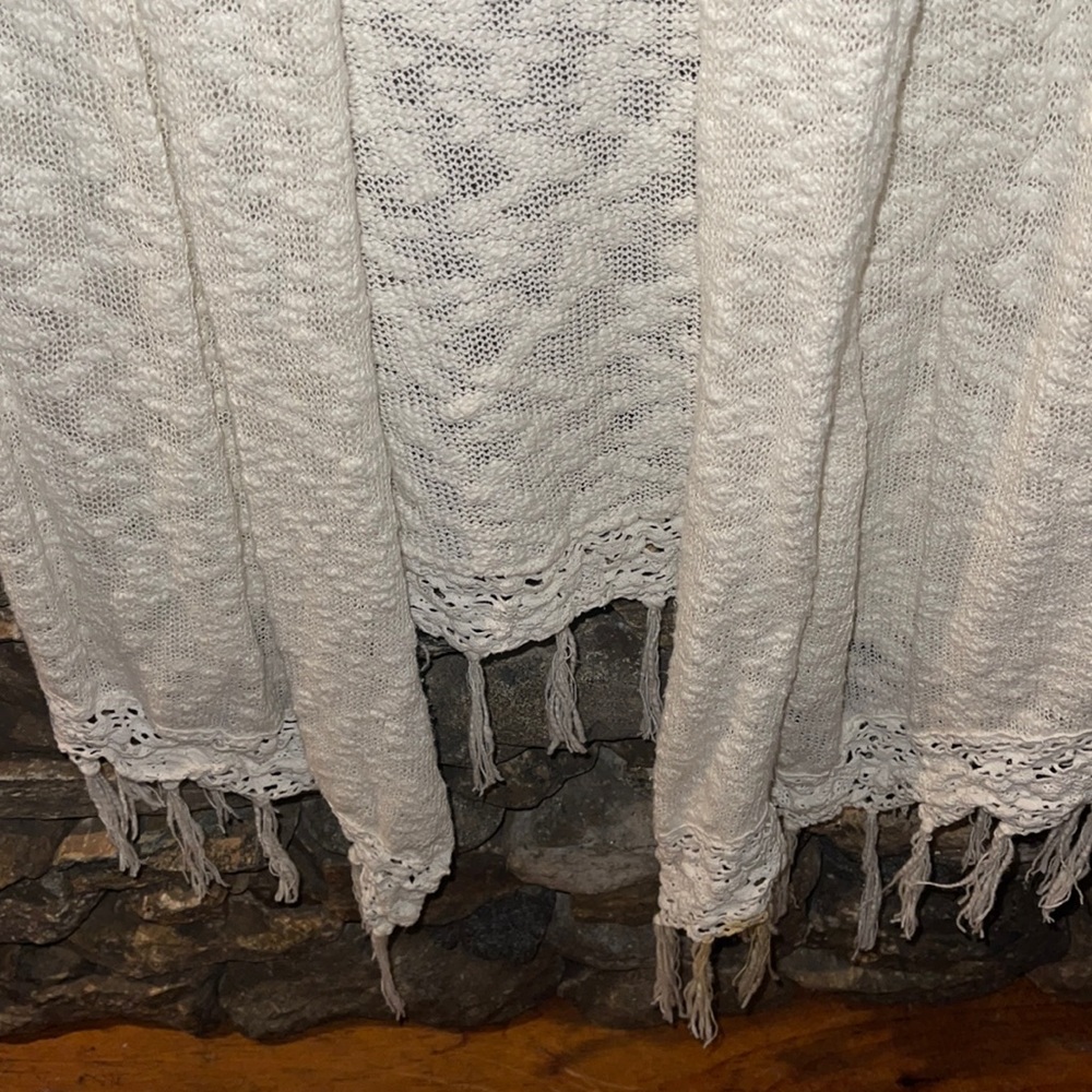 Oneil Cardigan View 3